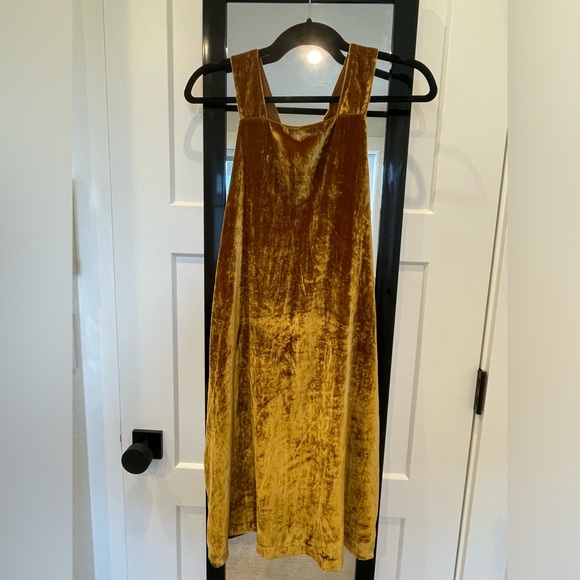Loft velvet dress, nwt - Picture 2 of 2